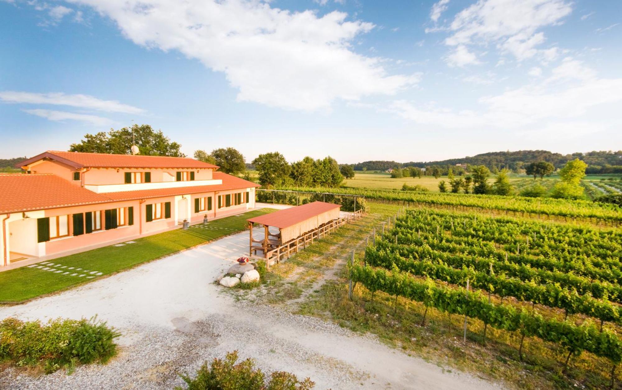 Agriturismo Cascina Roveri Monzambano Exterior foto