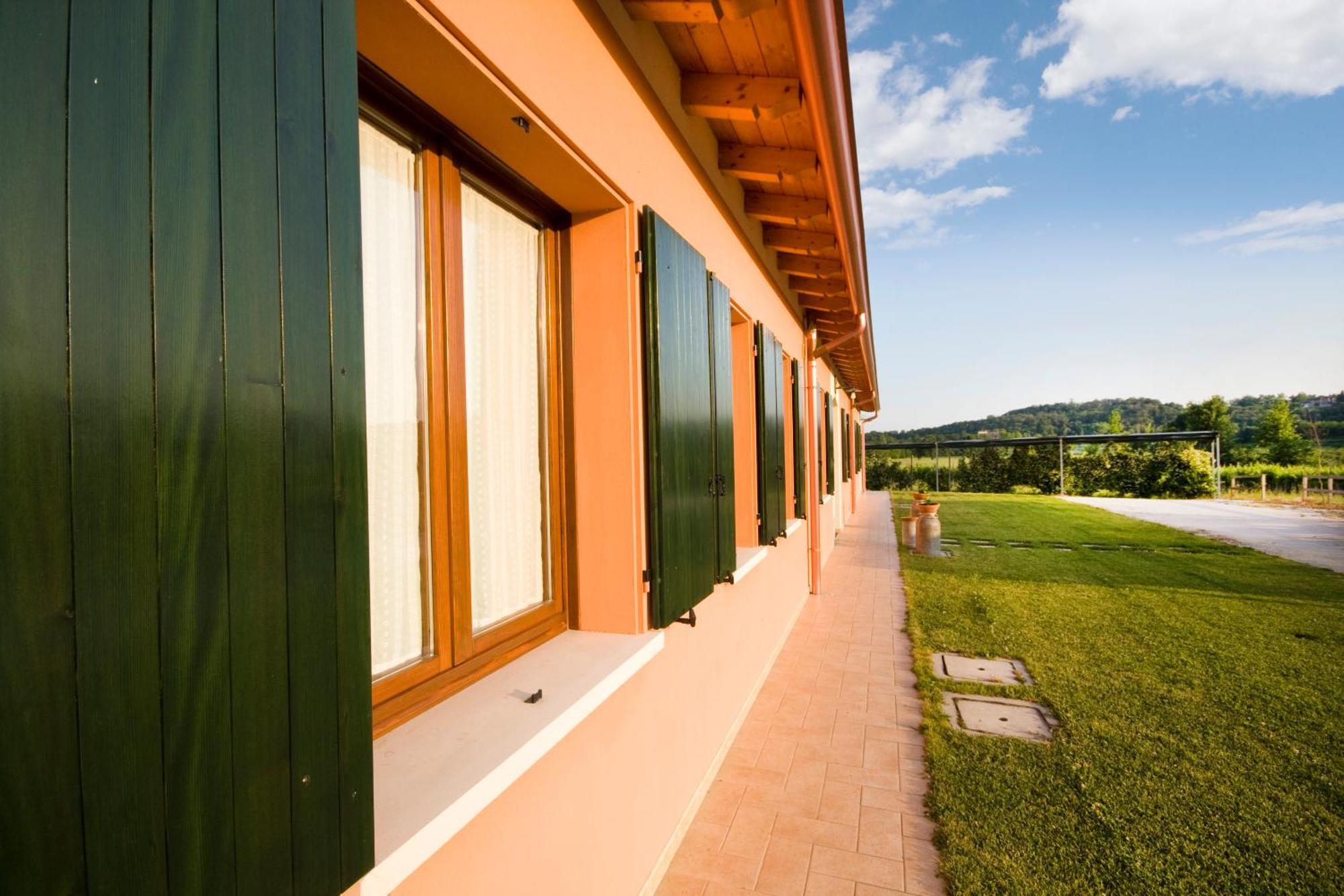 Agriturismo Cascina Roveri Monzambano Exterior foto